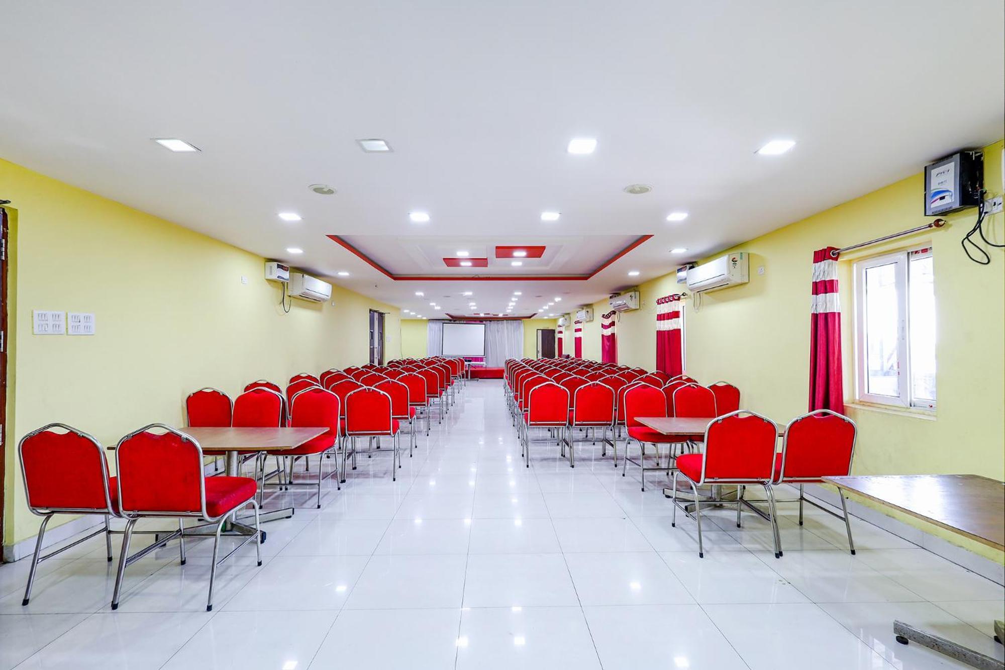Fabhotel Prime Mahalaya Residency - Nr Chennai International Airport Екстер'єр фото